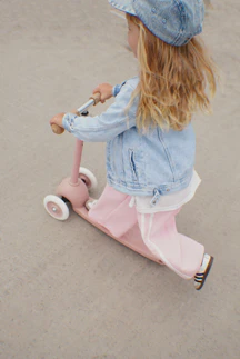 Banwood ECO Scooter - Dusty Rose - Image 3