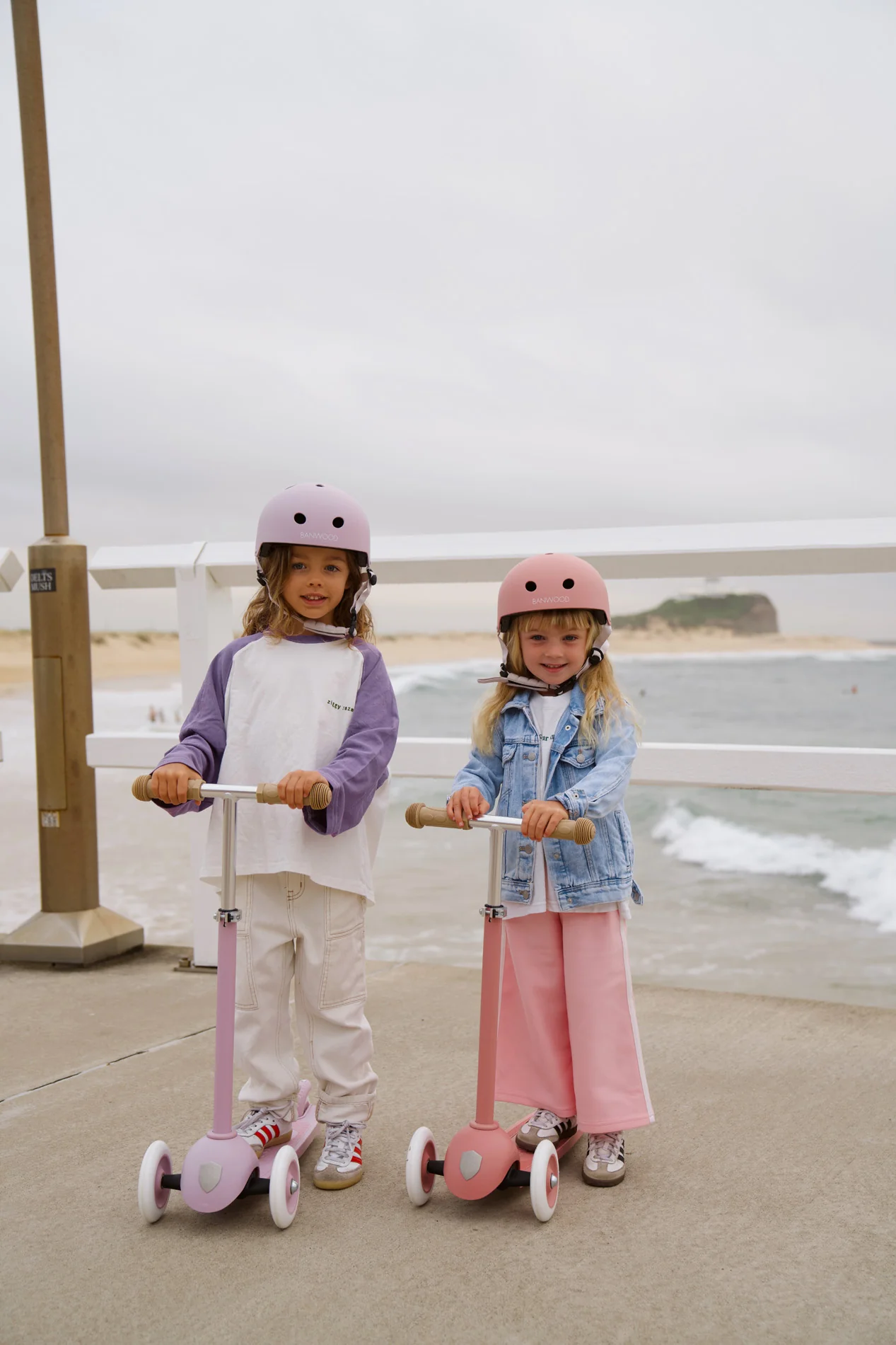 Banwood ECO Scooter - Raspberry - Image 2
