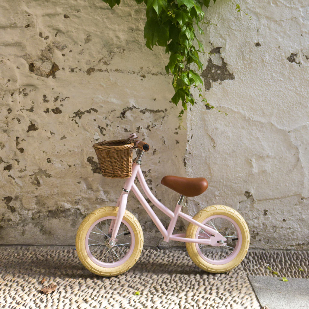 Banwood First Go Balance Bike - Pink - Image 6