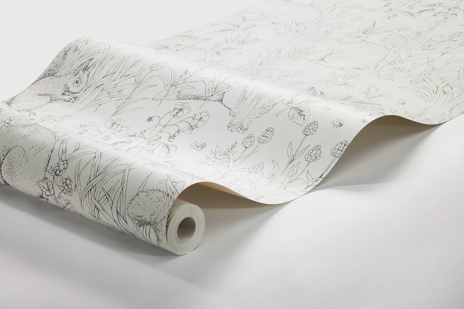 Borastapeter Wallpaper - Forest Friends White - Image 5