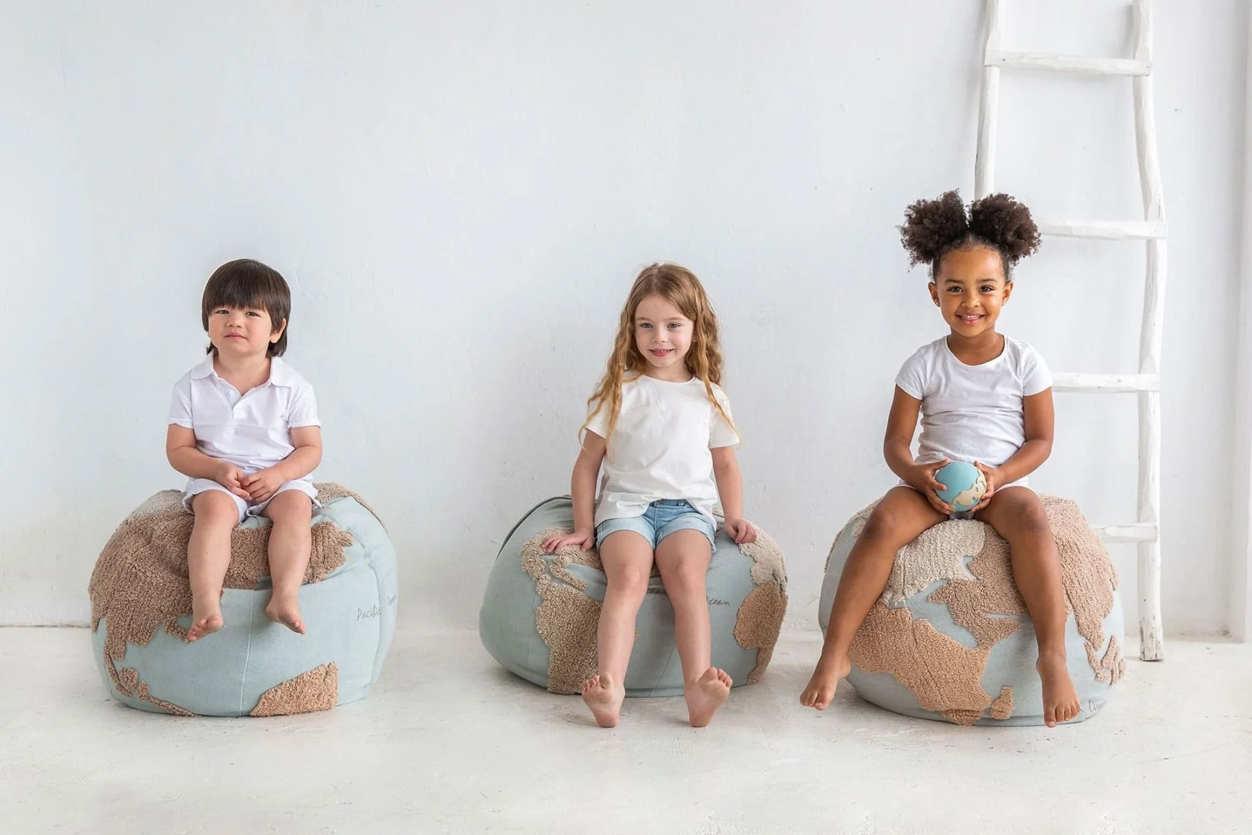 Lorena Canals Pouffe - World Map - Image 4