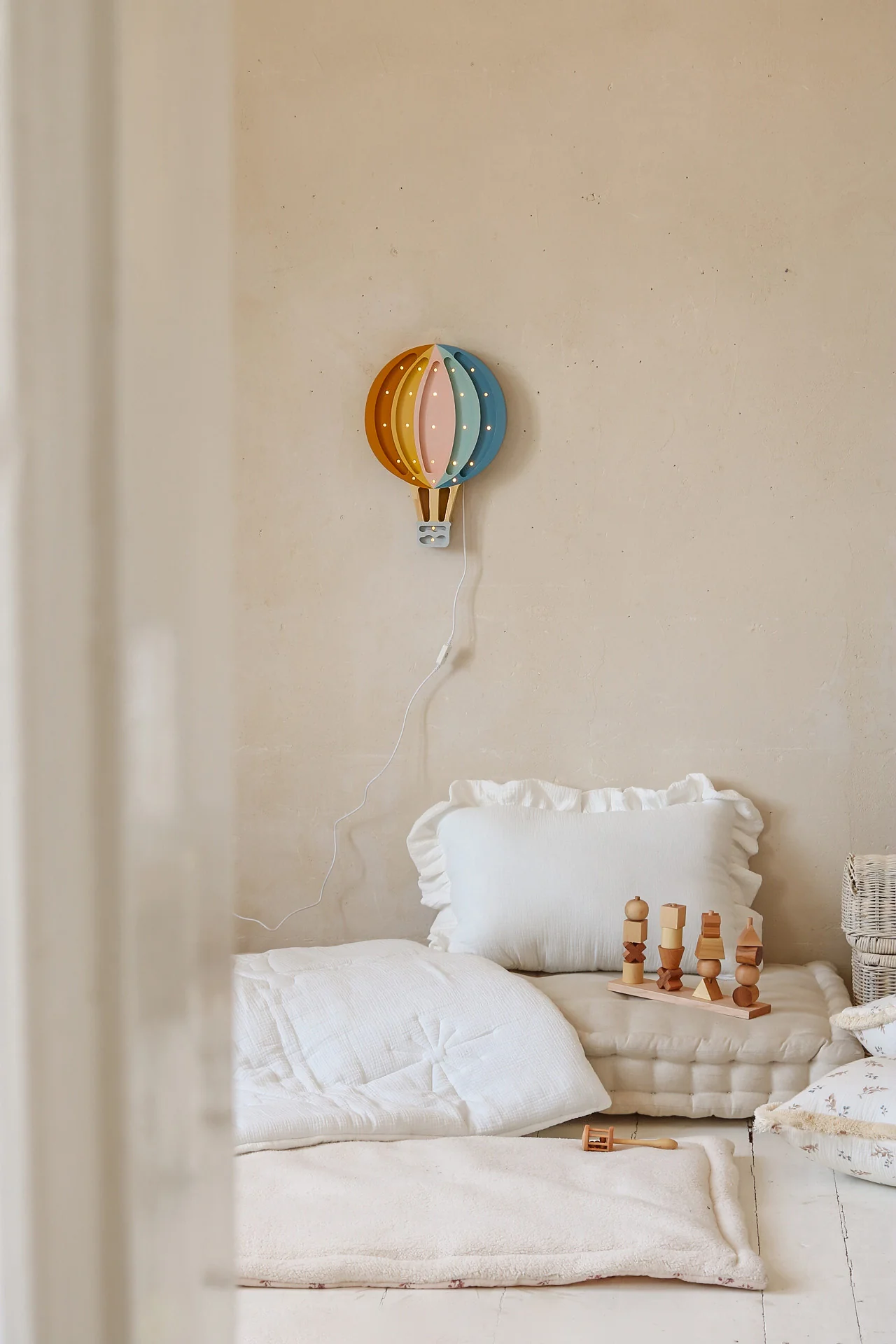 Little Lights Hot Air Balloon Lamp | Retro Rainbow - Image 4