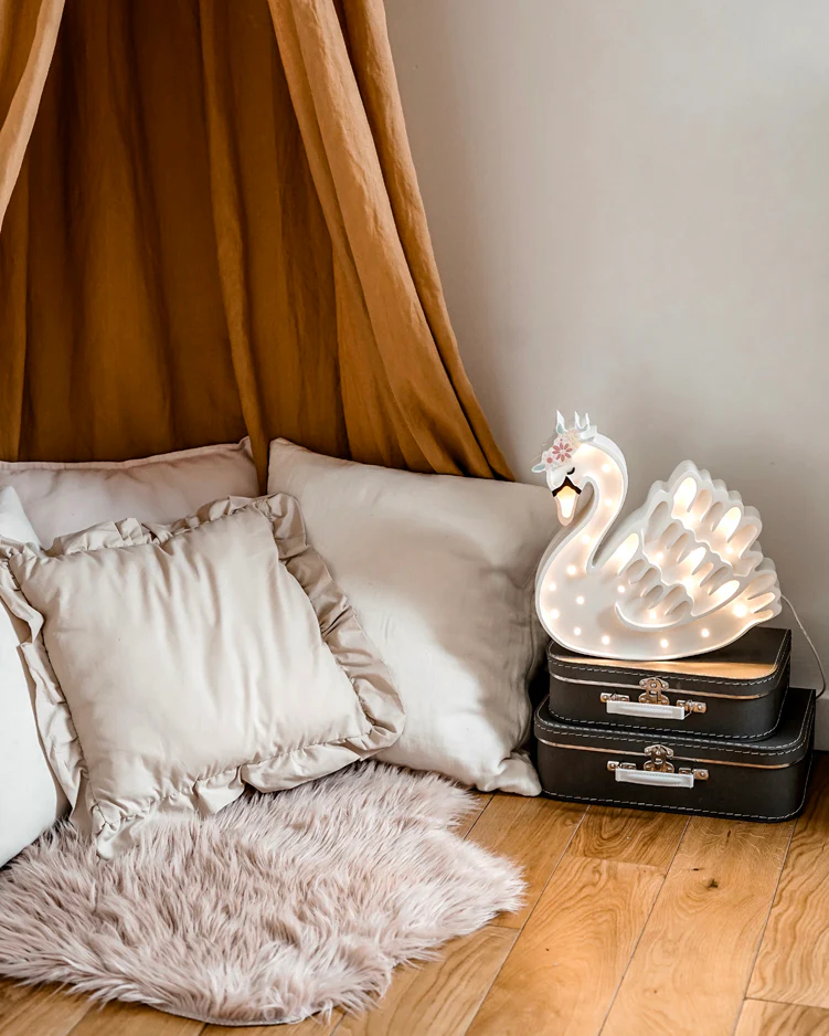 Little Lights Swan Lamp - Lake Flower White - Image 6