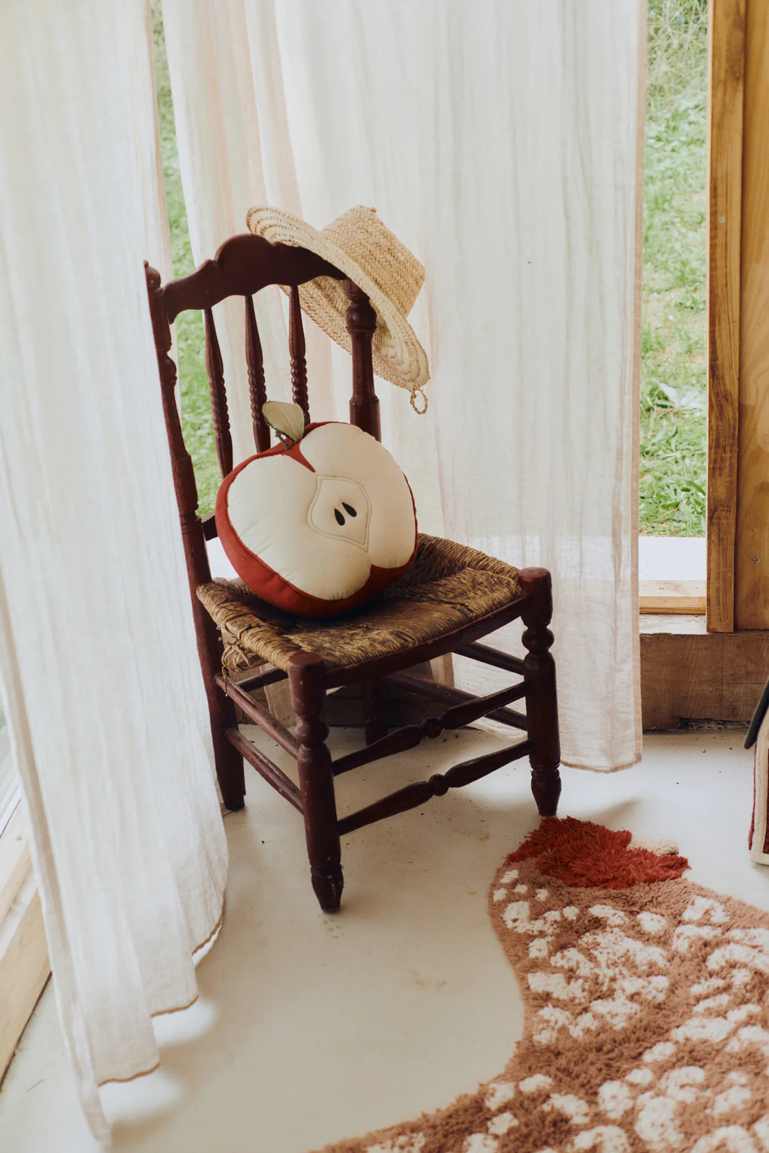 Lorena Canals Apple Cushion - Image 2