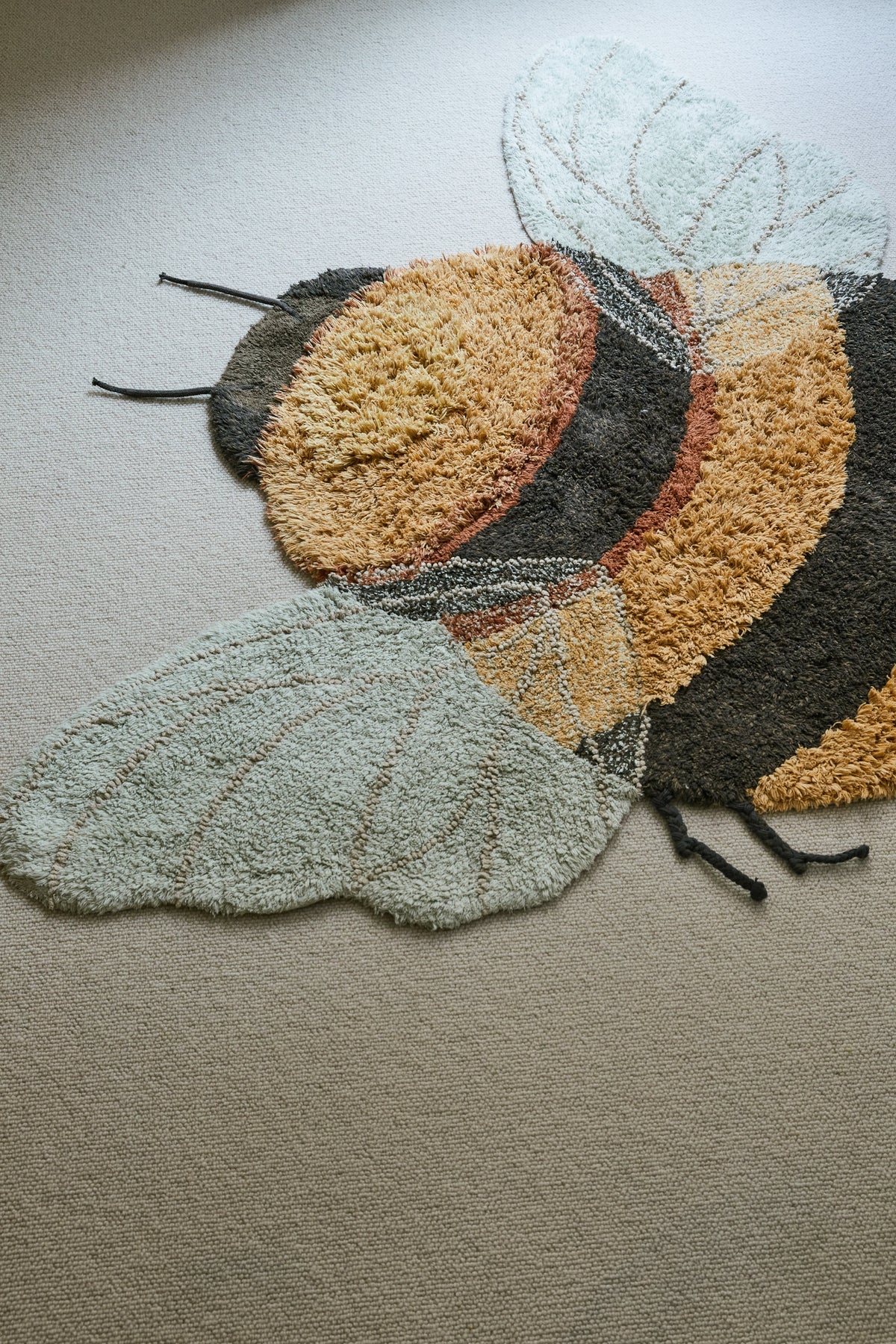 Lorena Canals Machine Washable Rug Bee - Image 5