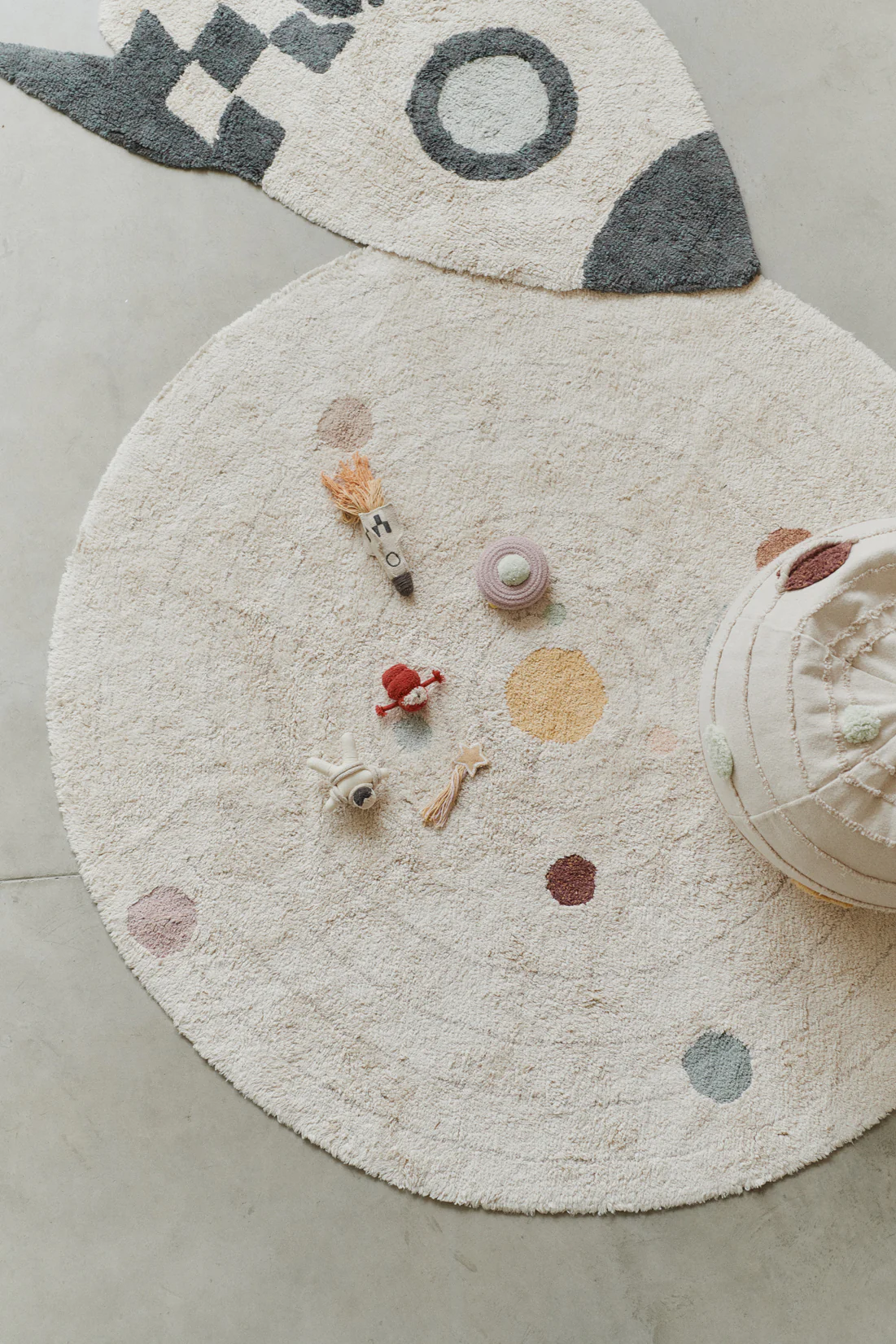 Lorena Canals Washable Rug - Solar System - Image 5