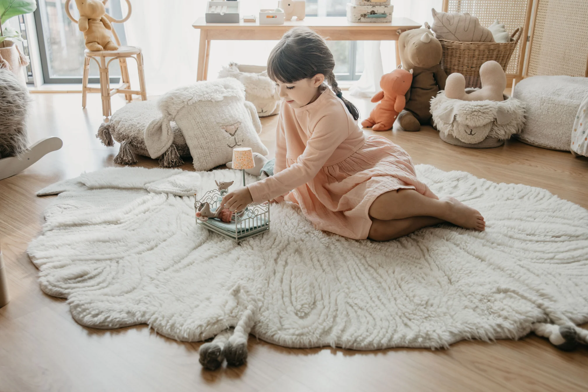 Lorena Canals Woolable Pink Nose Sheep Rug - Image 4
