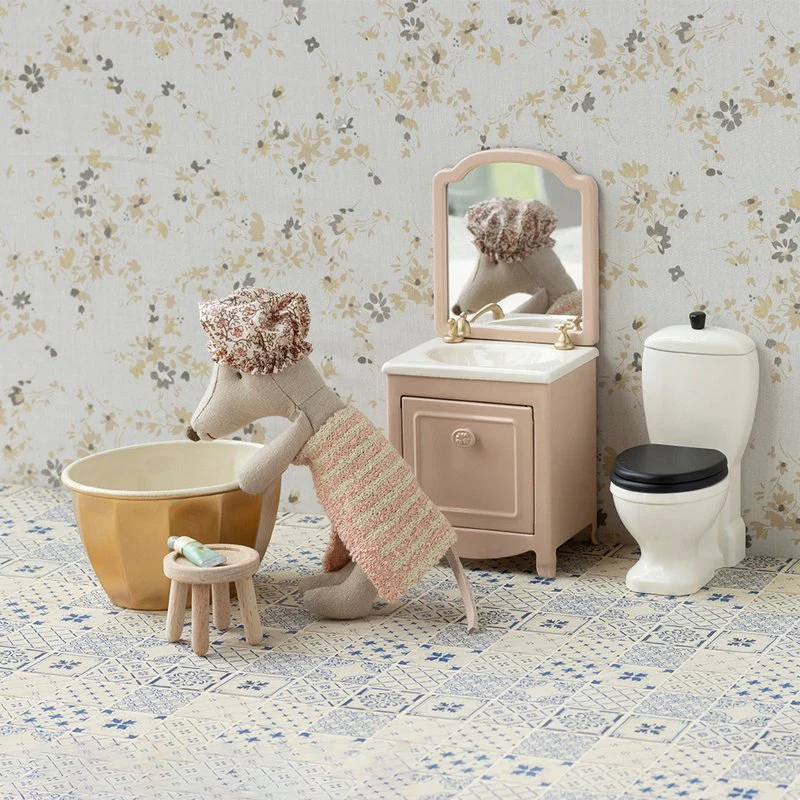 Maileg Mouse Spa & Wellness - Big Sister - Image 4
