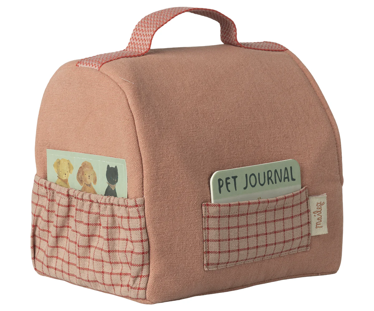 Maileg Pet Carrier - Coral - Image 3