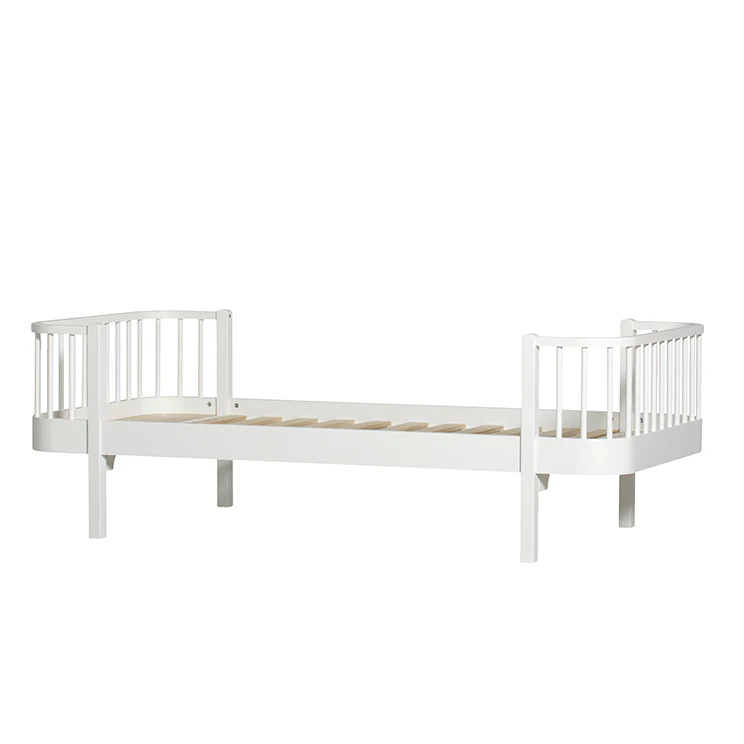 Oliver Furniture Wood Kids Single Bed - White - Image 3