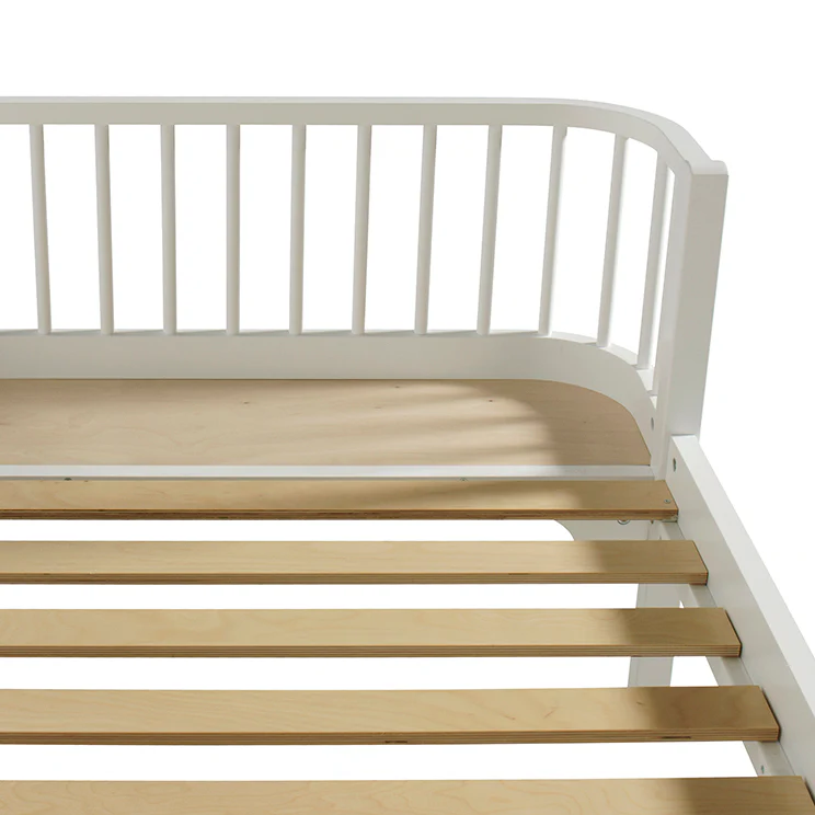 Oliver Furniture Wood Kids Single Bed - White - Image 4