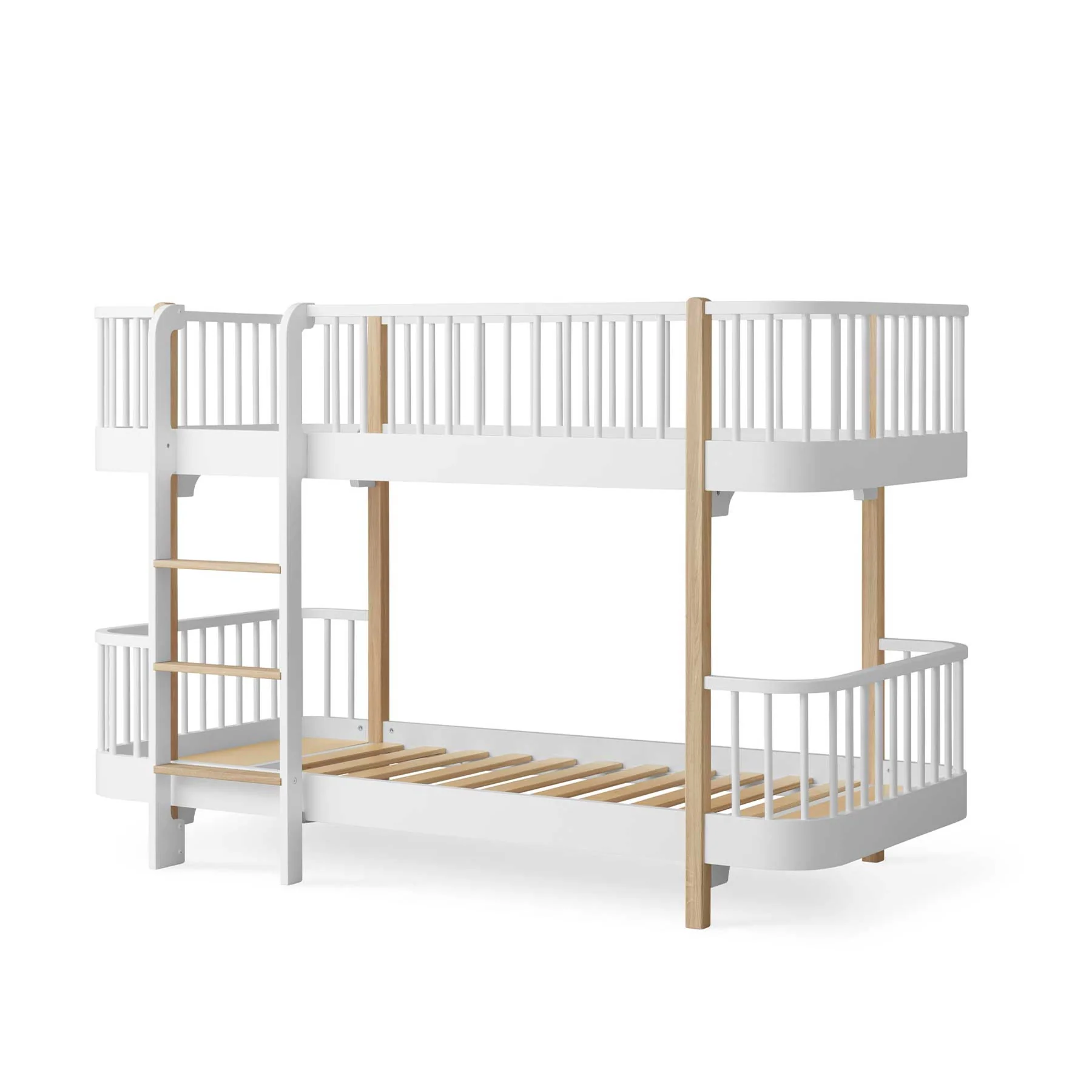 Oliver Furniture Wood Low Bunk Bed - White/Oak - Image 3