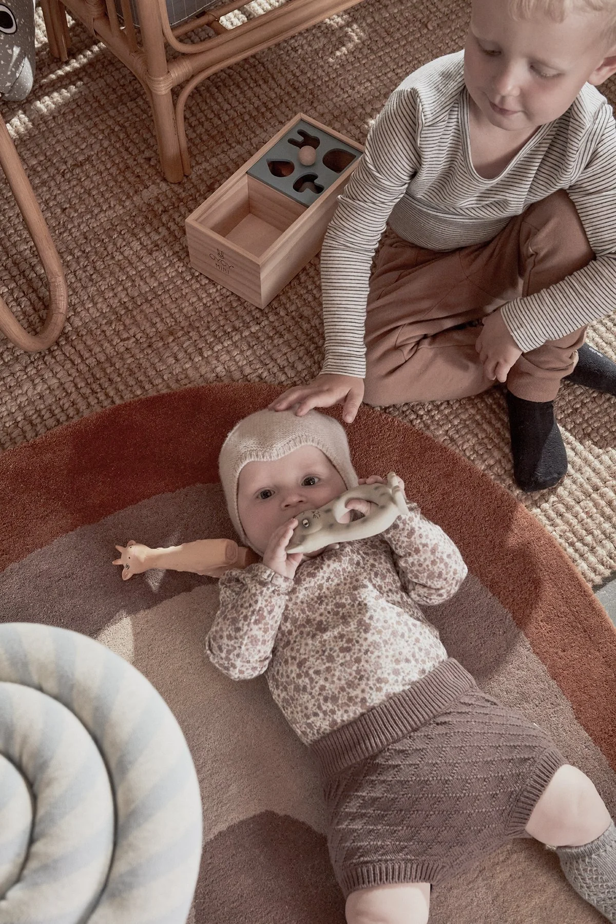 OYOY Rainbow Rug In Choko - Image 4