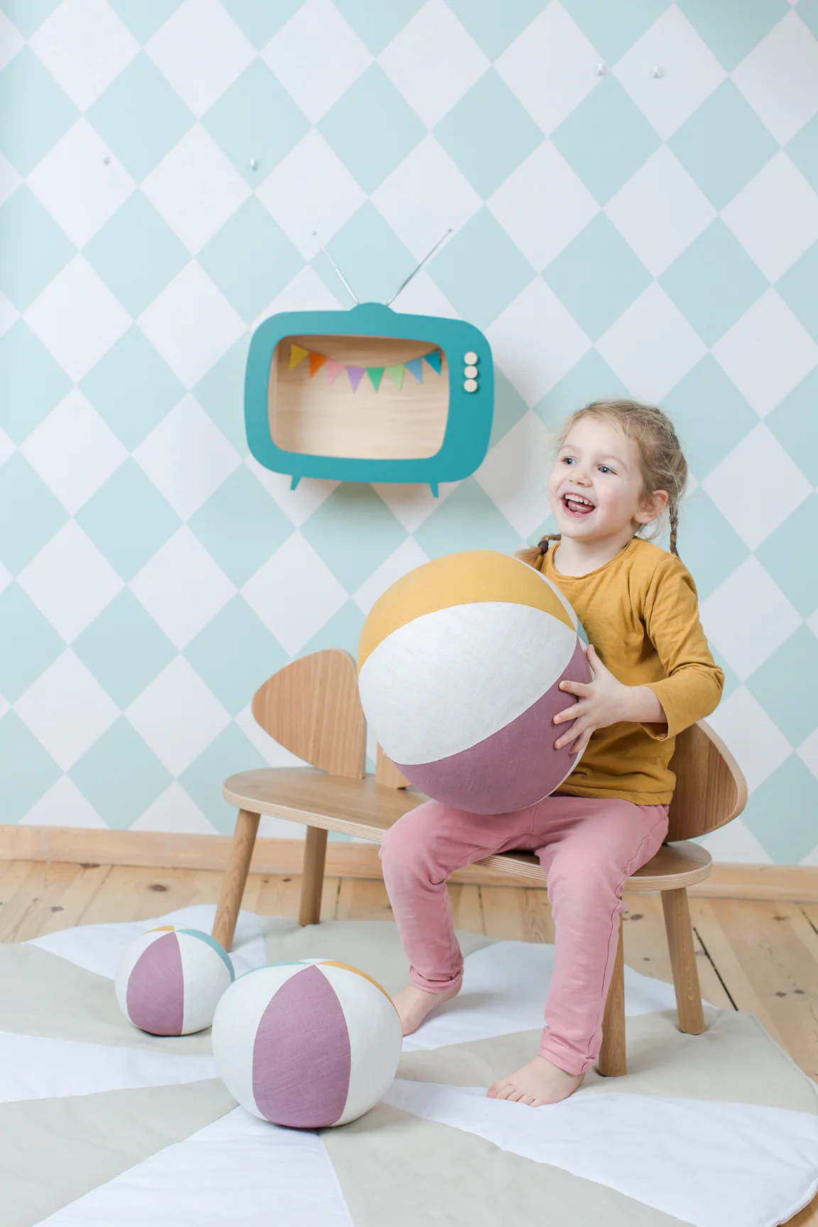 Up Warsaw Kids TV Wooden Shelf - Ocean Green - Image 4