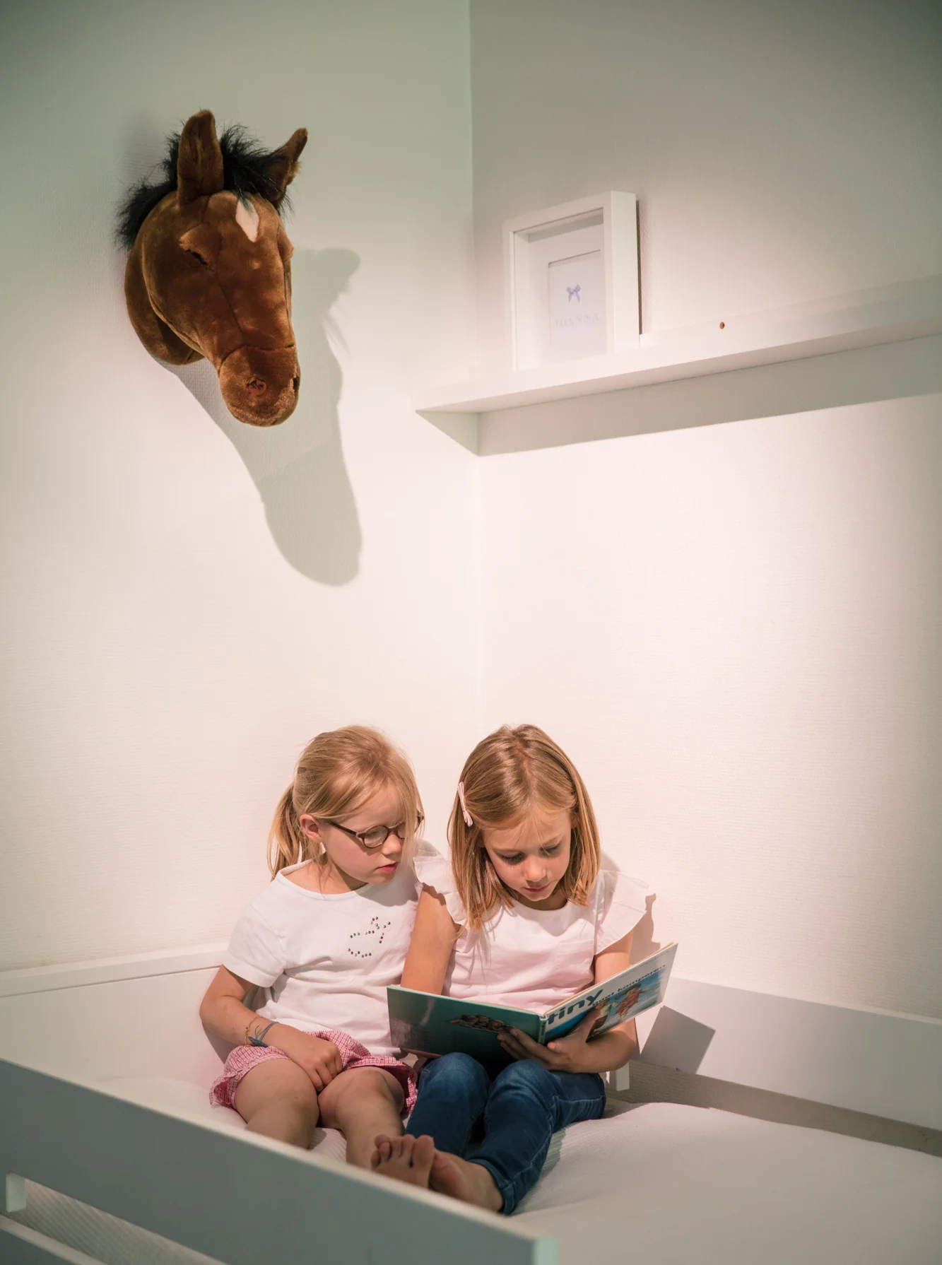 Wild & Soft Wall Toy - Scarlett The Horse - Image 4