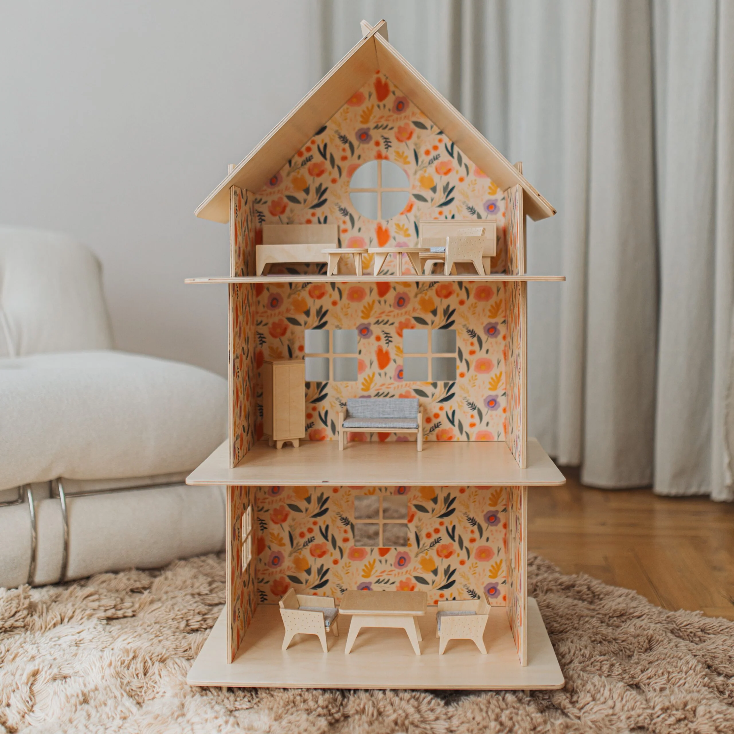 Large Wooden Dollhouse - Spring Flowers - Image 6