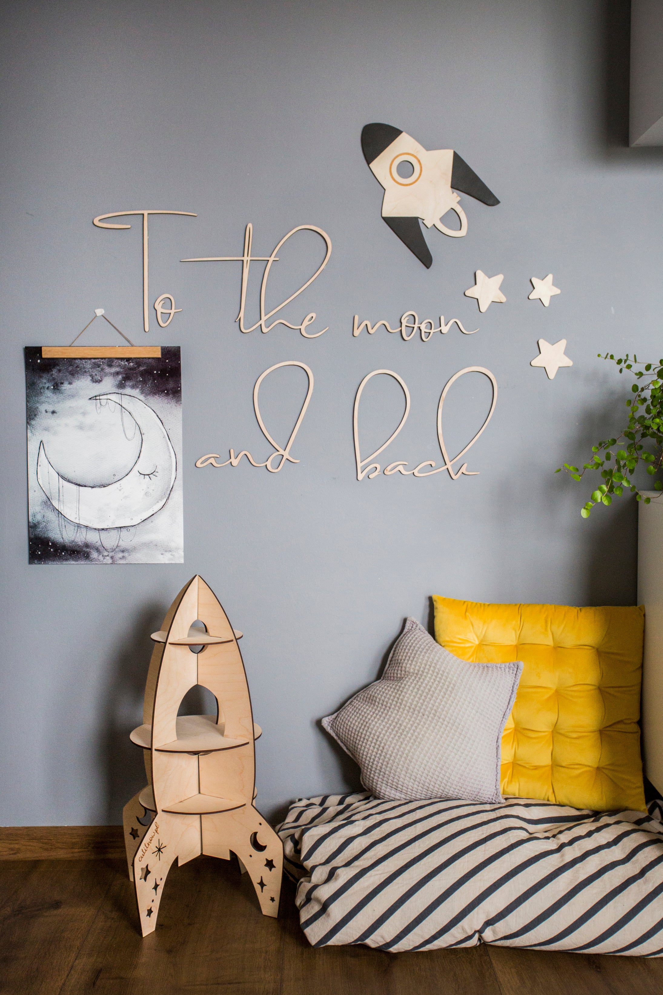 Wooden Wall Sign - To The Moon & Back - Image 5